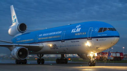 PH-KCD - KLM McDonnell Douglas MD-11
