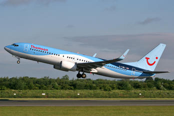 G-TAWJ - Thomson/Thomsonfly Boeing 737-800