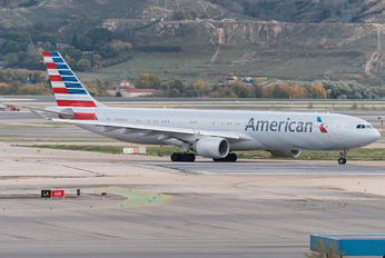 N273AY - American Airlines Airbus A330-300