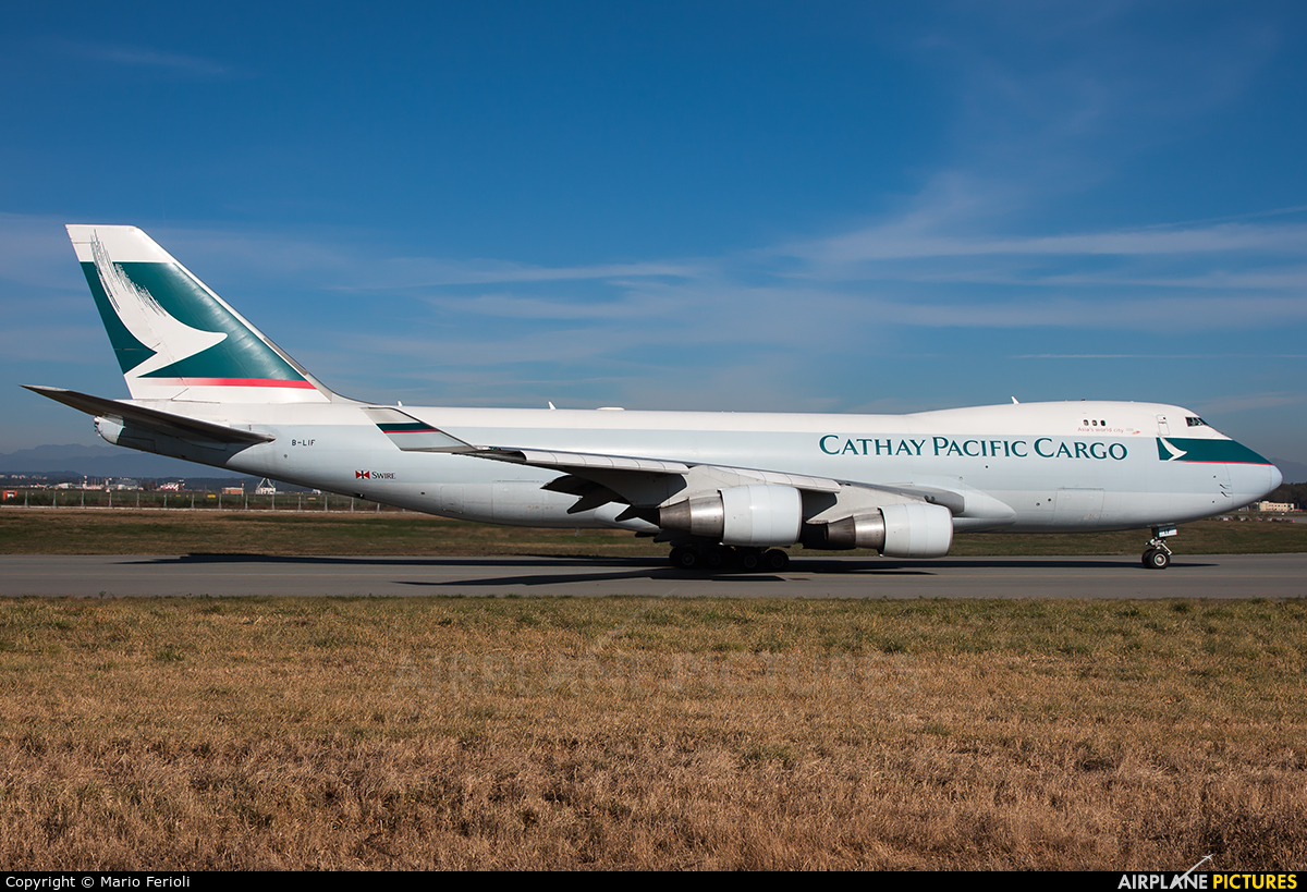 Cathay Pacific Cargo B-LIF aircraft at Milan - Malpensa
