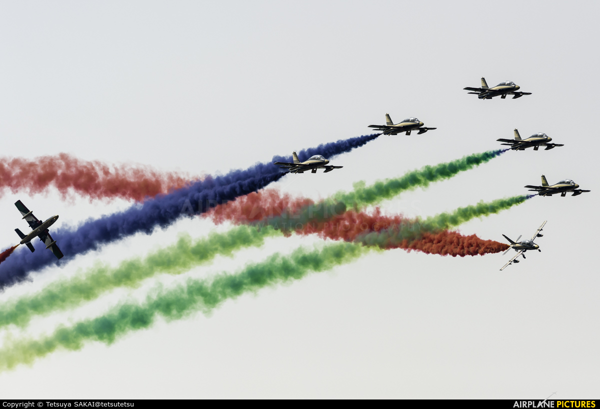United Arab Emirates - Air Force &quot;Al Fursan&quo - aircraft at Zhūhǎi-Jīnwān