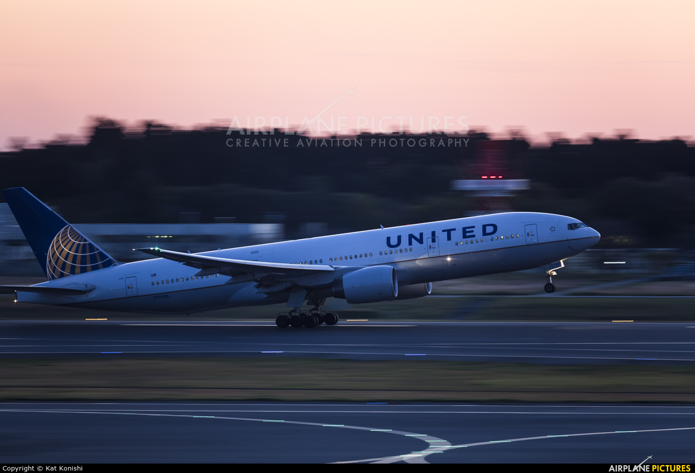 United Airlines N799UA aircraft at Tokyo - Narita Intl