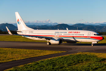 B-5530 - China Eastern Airlines Boeing 737-800