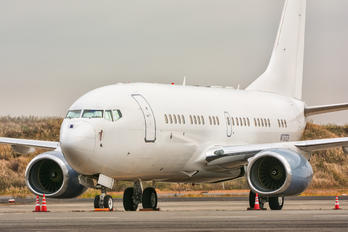 N737ER - Private Boeing 737-700 BBJ