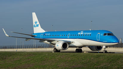 PH-EZB - KLM Cityhopper Embraer ERJ-190 (190-100)