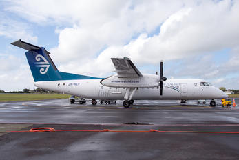 ZK-NEF - Air New Zealand Link - Air Nelson de Havilland Canada DHC-8-300Q Dash 8