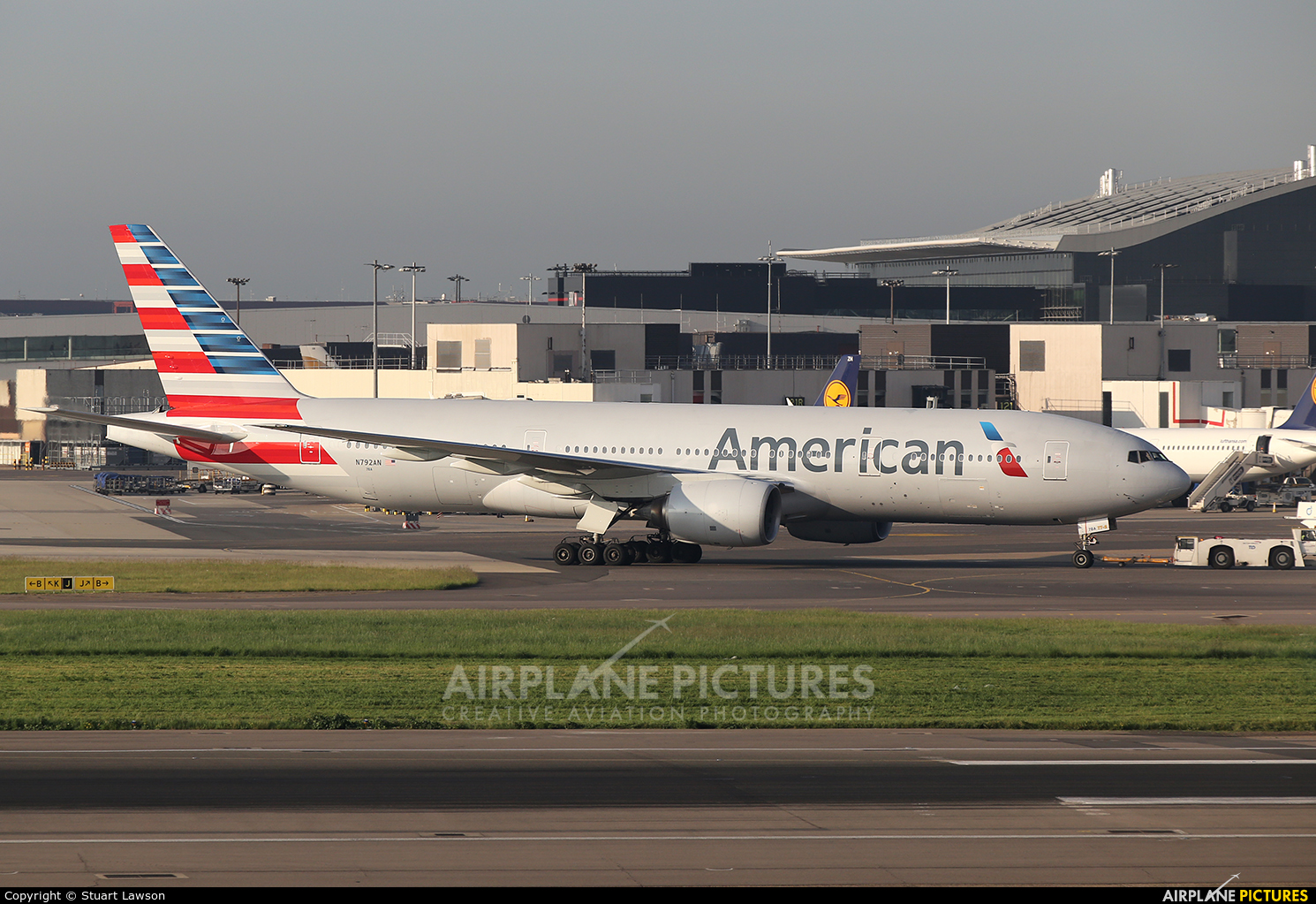 American Airlines N792AN aircraft at London - Heathrow