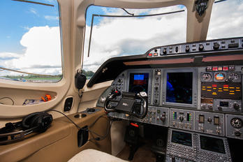 - - Private Beechcraft 390 Premier