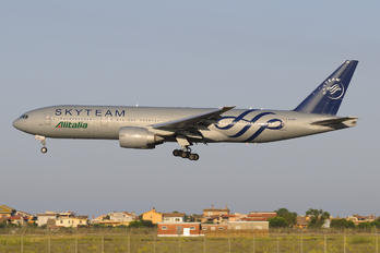 EI-DDH - Alitalia Boeing 777-200ER