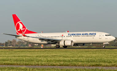 TC-JHT - Turkish Airlines Boeing 737-800