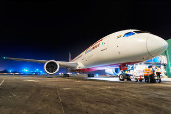 VT-ANJ - Air India Boeing 787-8 Dreamliner