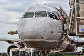 XU-350 - Cambodia Angkor Air Airbus A321