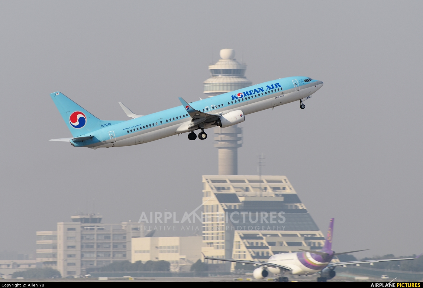 Korean Air HL8248 aircraft at Shanghai - Pudong Intl