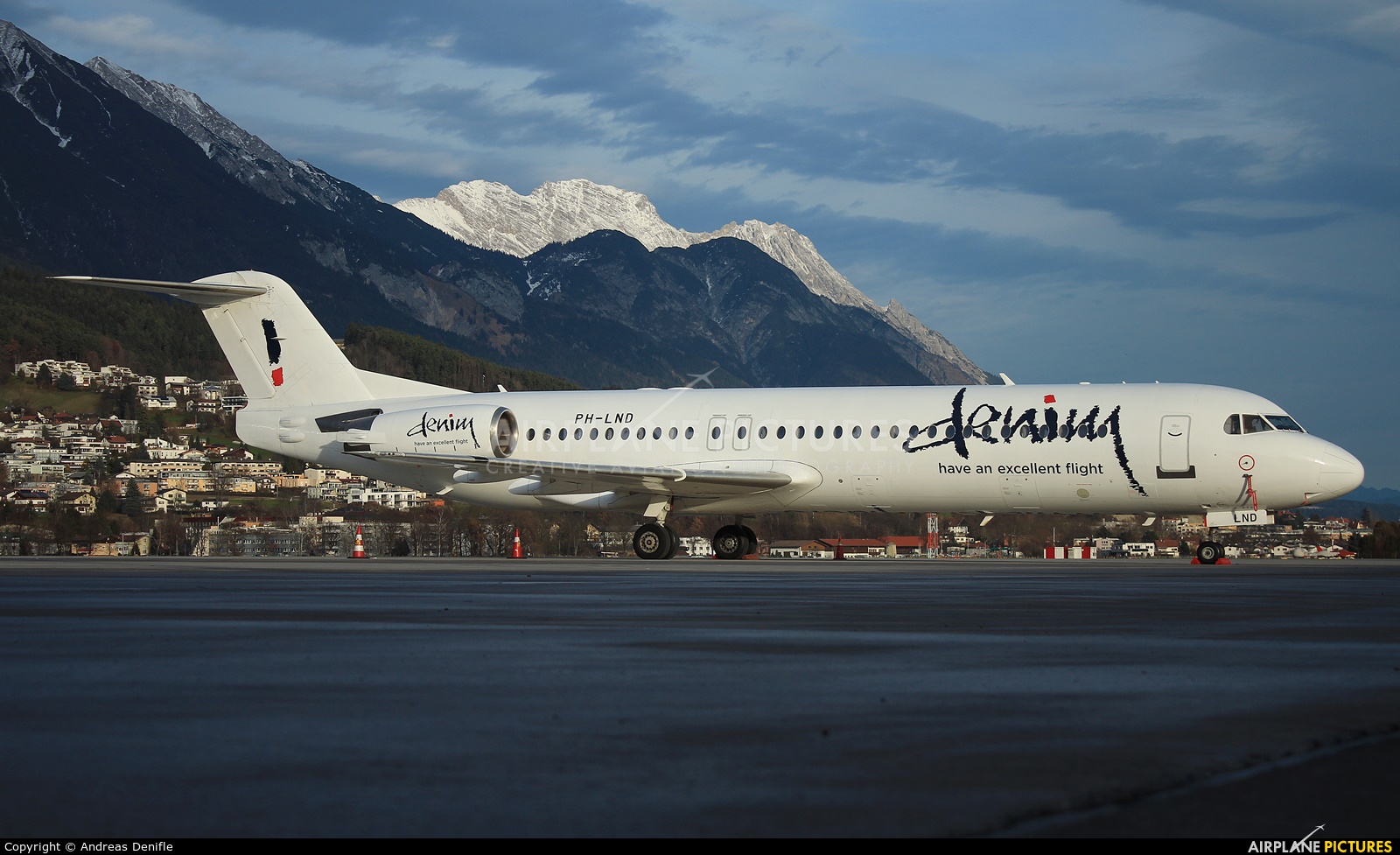 Denim Air PH-LND aircraft at Innsbruck