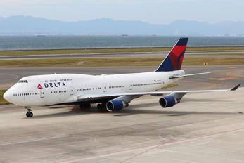 N664US - Delta Air Lines Boeing 747-400