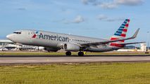 N956AN - American Airlines Boeing 737-800 aircraft