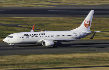 JA336J - JAL - Express Boeing 737-800