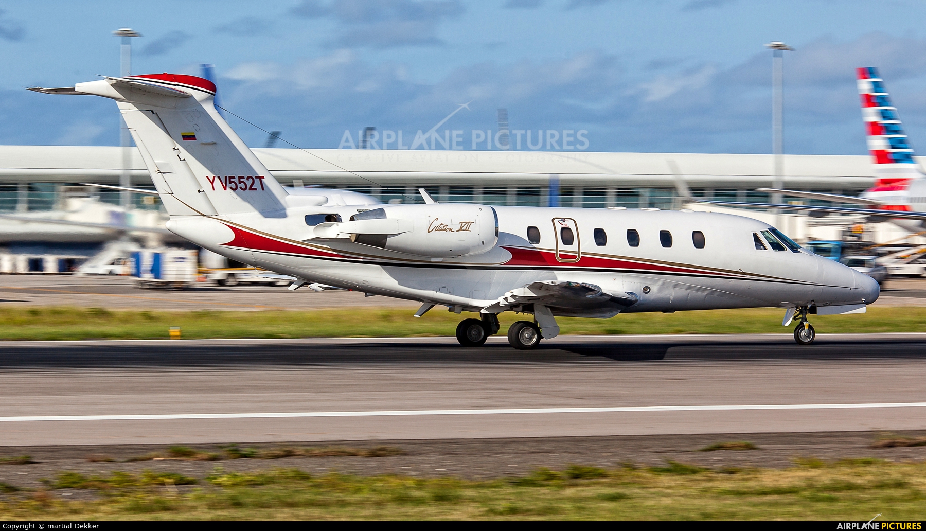 Private YV552T aircraft at Sint Maarten - Princess Juliana Intl