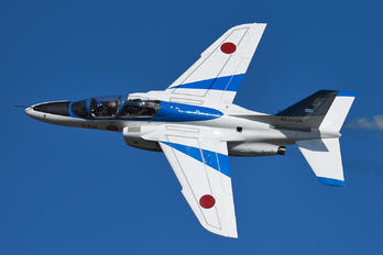 - - Japan - ASDF: Blue Impulse Kawasaki T-4