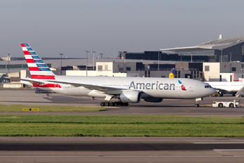N792AN - American Airlines Boeing 777-200ER