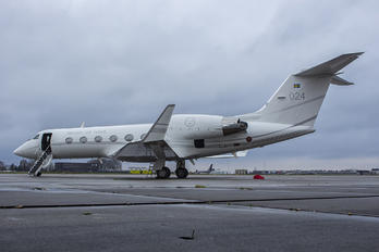 102004 - Sweden - Air Force Gulfstream Aerospace Tp102A