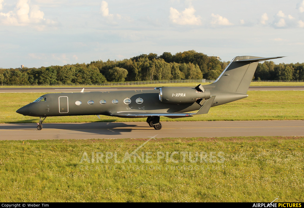 Private G-XPRA aircraft at Luxembourg - Findel