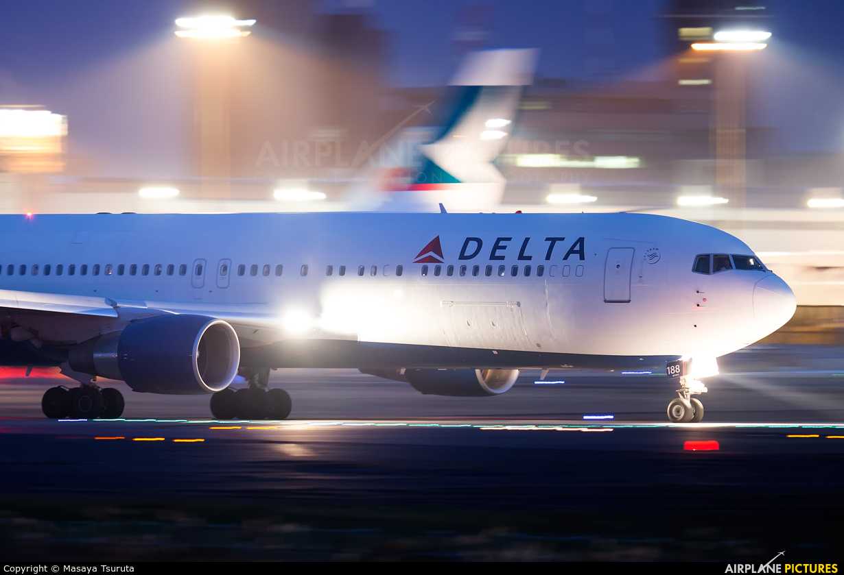 Delta Air Lines N188DN aircraft at Tokyo - Narita Intl