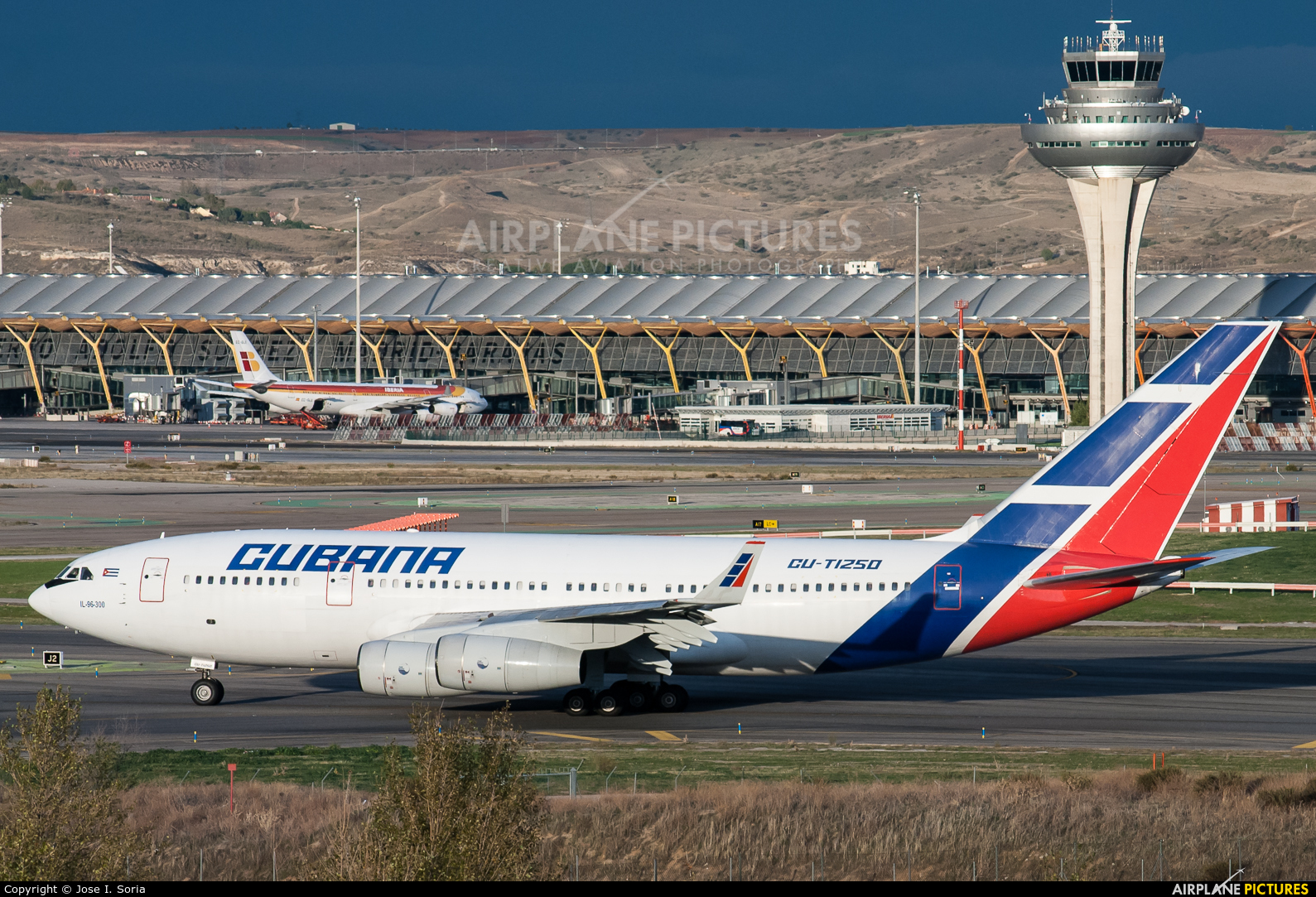 Cubana CU-T1250 aircraft at Madrid - Barajas