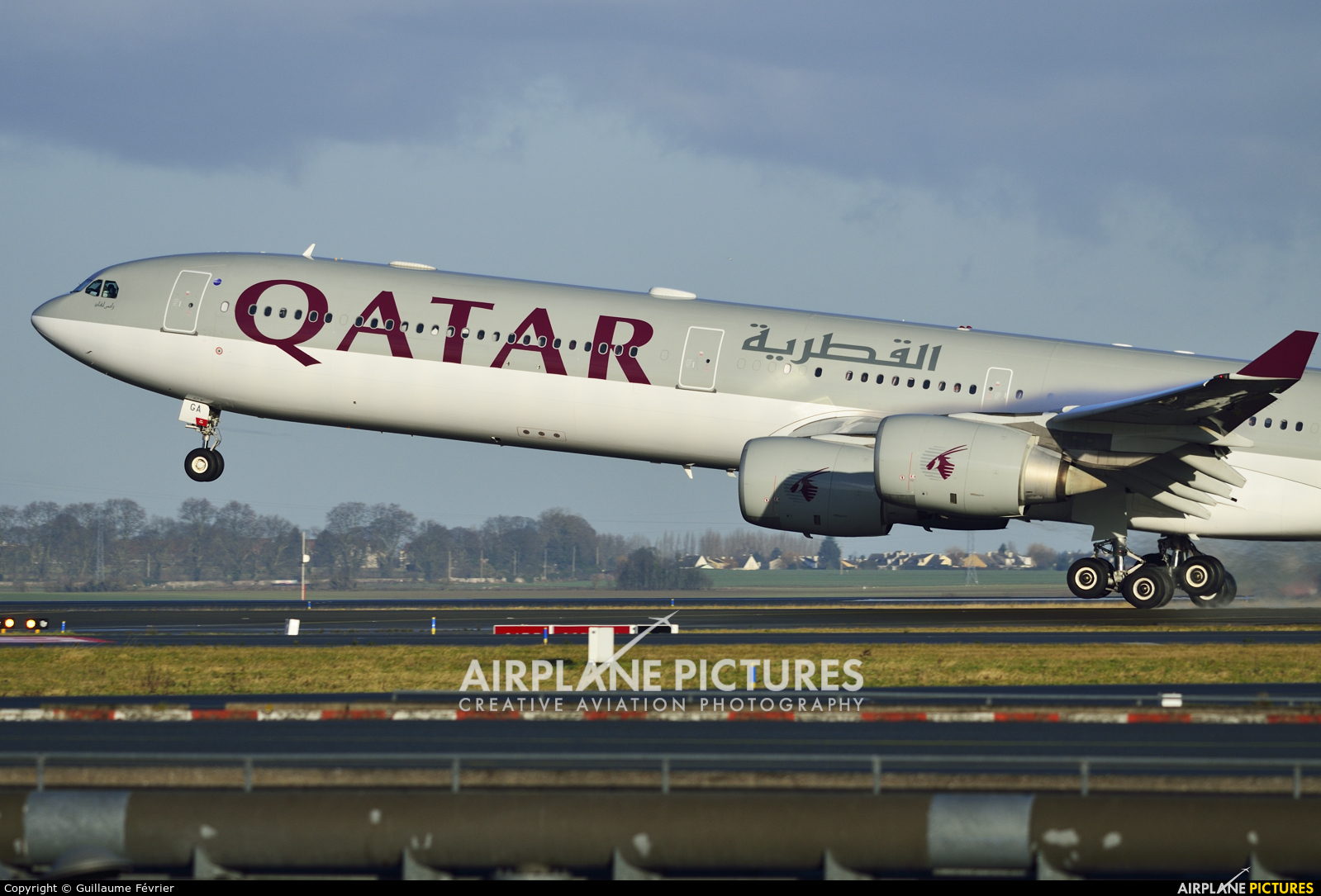 Qatar Airways A7-AGA aircraft at Paris - Charles de Gaulle