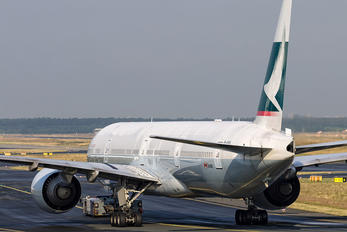 B-KPE - Cathay Pacific Boeing 777-300ER