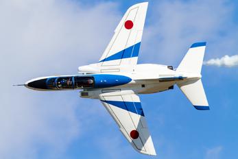 46-5725 - Japan - ASDF: Blue Impulse Kawasaki T-4