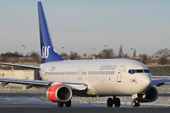 LN-RGH - SAS - Scandinavian Airlines Boeing 737-800