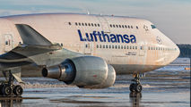D-ABVY - Lufthansa Boeing 747-400 aircraft