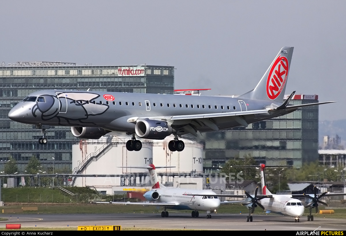 Niki OE-IHE aircraft at Vienna - Schwechat