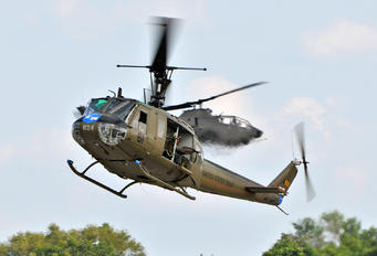 N624HF - Private Bell UH-1H Iroquois