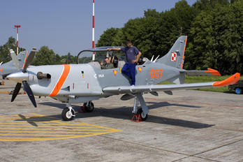 037 - Poland - Air Force "Orlik Acrobatic Group" PZL 130 Orlik TC-1 / 2
