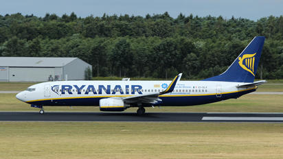 EI-DLX - Ryanair Boeing 737-800