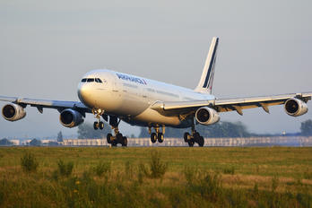F-GLZJ - Air France Airbus A340-300