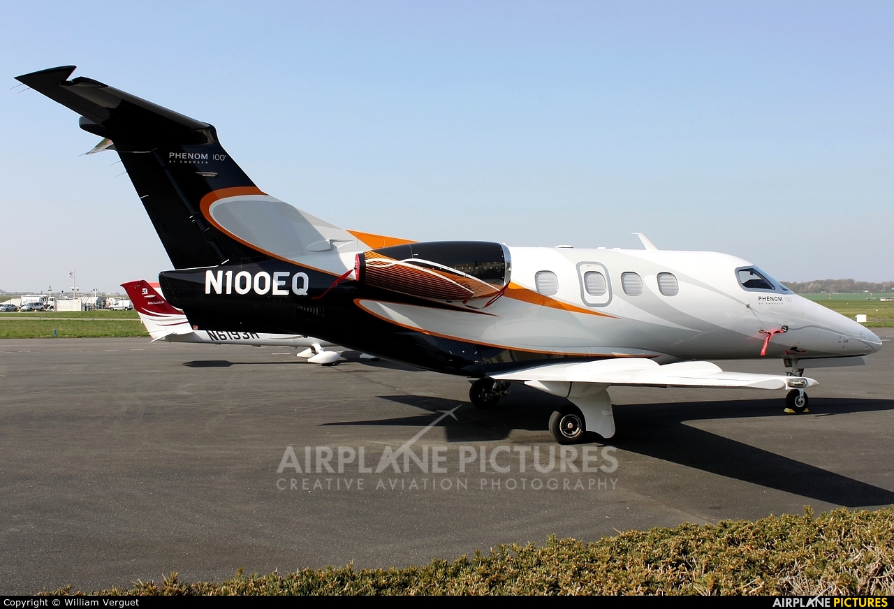 Private N100EQ aircraft at Toussus-Le-Noble