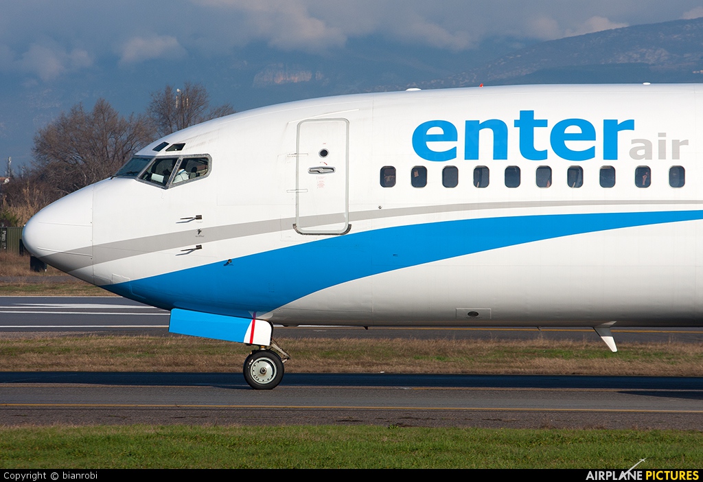 Enter Air SP-ENK aircraft at Verona - Villafranca