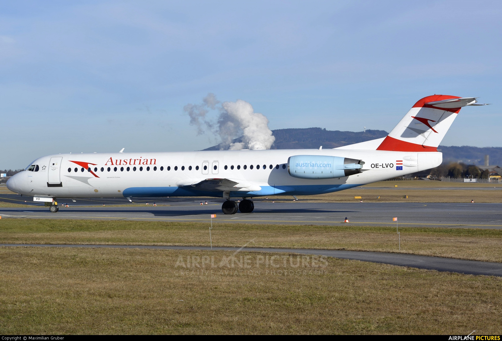 Austrian Airlines/Arrows/Tyrolean OE-LVO aircraft at Salzburg