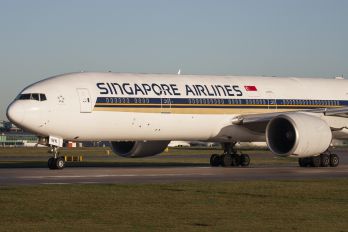 9V-SWK - Singapore Airlines Boeing 777-300ER