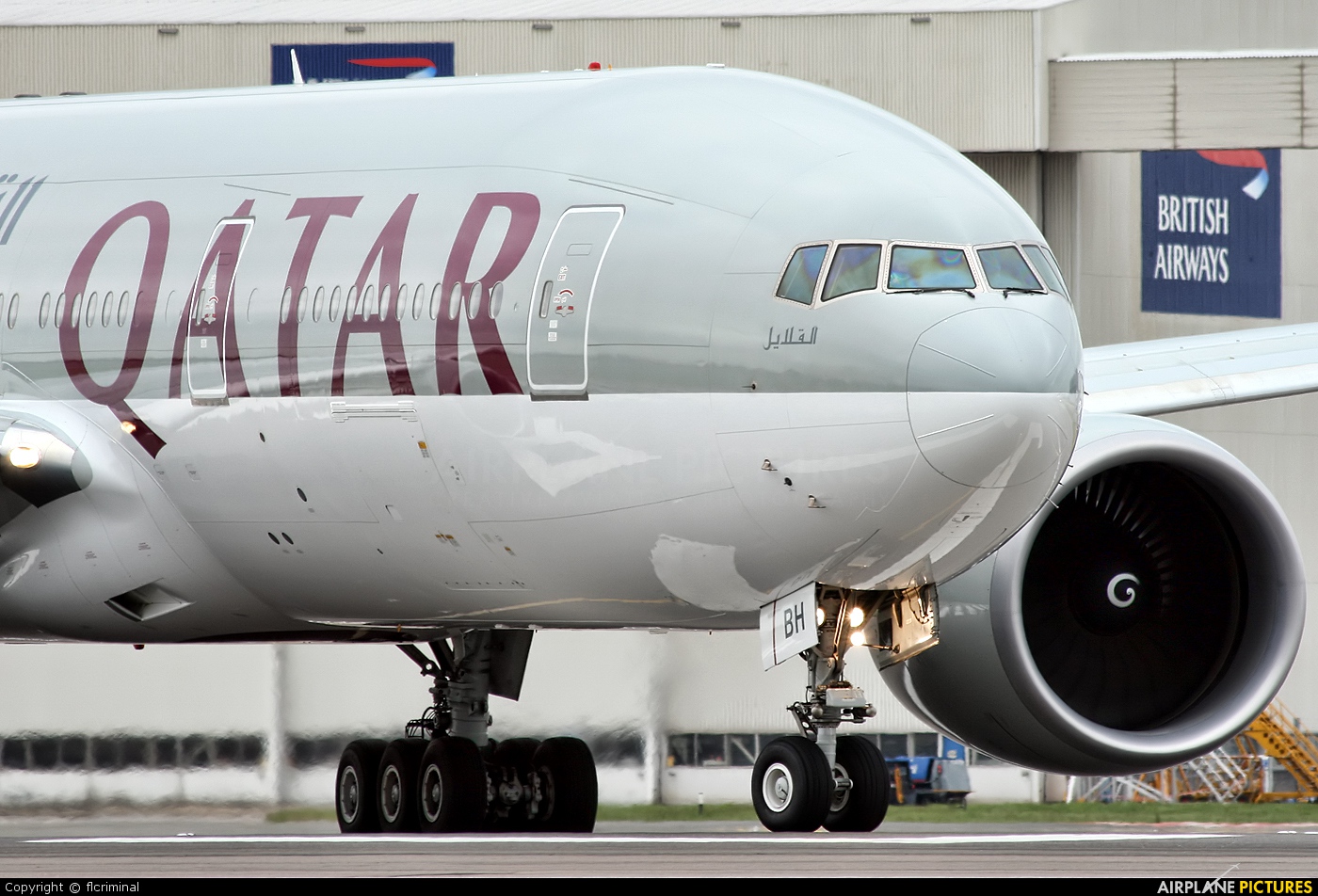 Qatar Airways A7-BBH aircraft at London - Heathrow