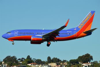 N243WN - Southwest Airlines Boeing 737-700