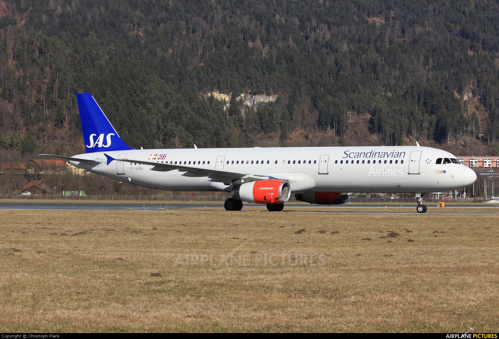 SAS - Scandinavian Airlines OY-KBB aircraft at Innsbruck