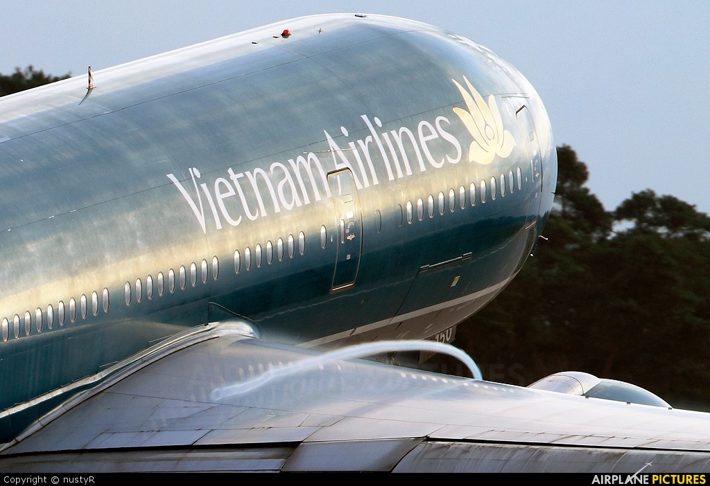 Vietnam Airlines VN-A150 aircraft at Frankfurt