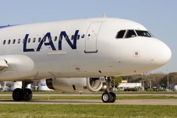 LV-BGI - LAN Argentina Airbus A320