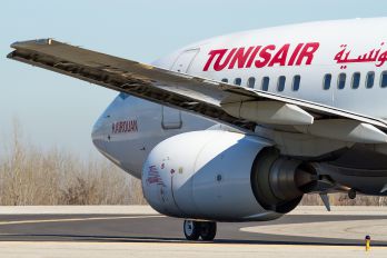 TS-IOK - Tunisair Boeing 737-600