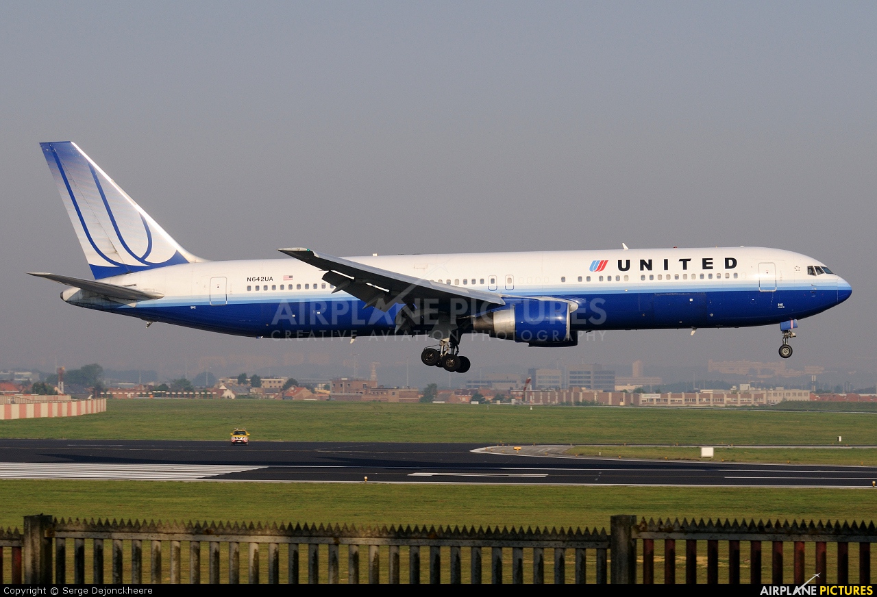United Airlines N642UA aircraft at Brussels - Zaventem