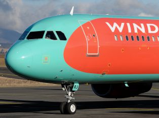 UR-WRJ - Windrose Air Airbus A321